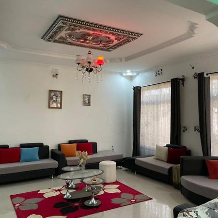 Evelina House Boma la Ngombe Exterior foto